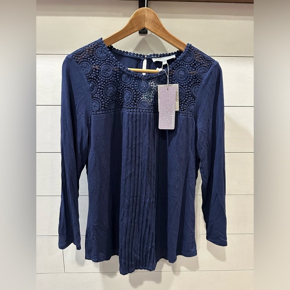Daniel Rainn Navy Blue Women's Top- size Medium - Picture 1 of 8